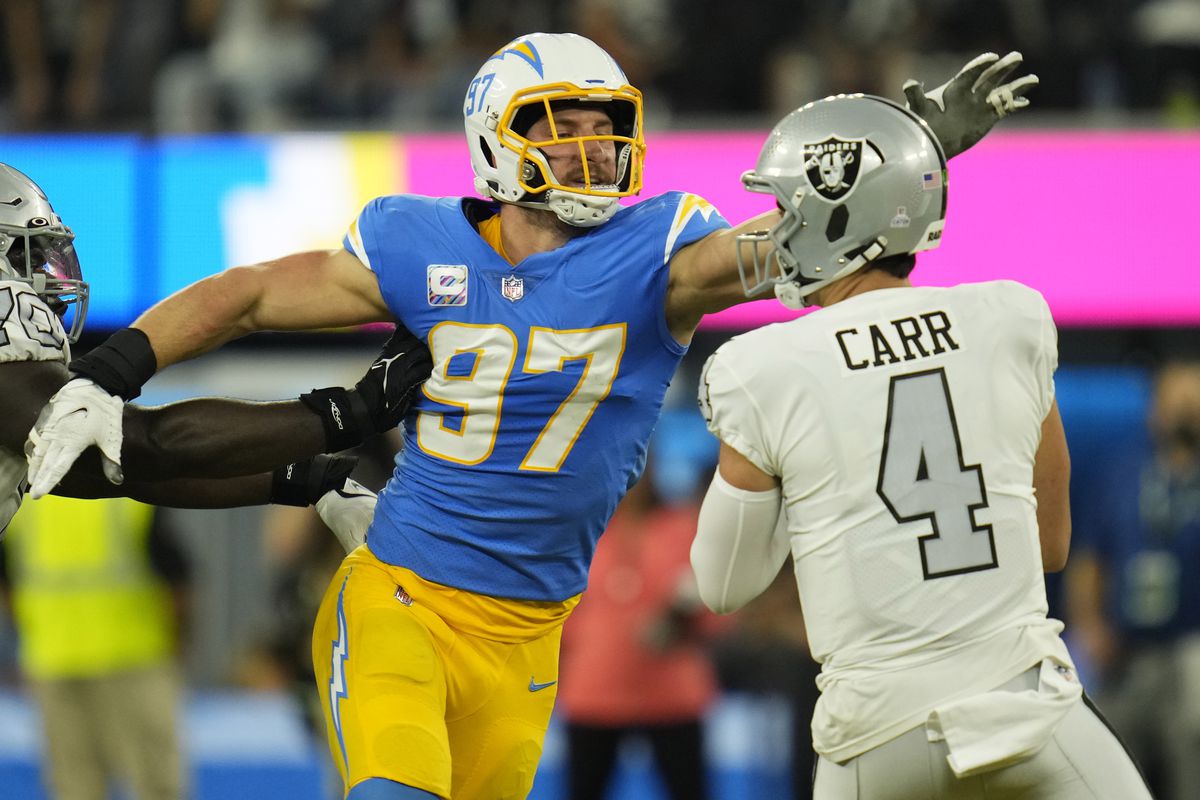 Chargers-Raiders